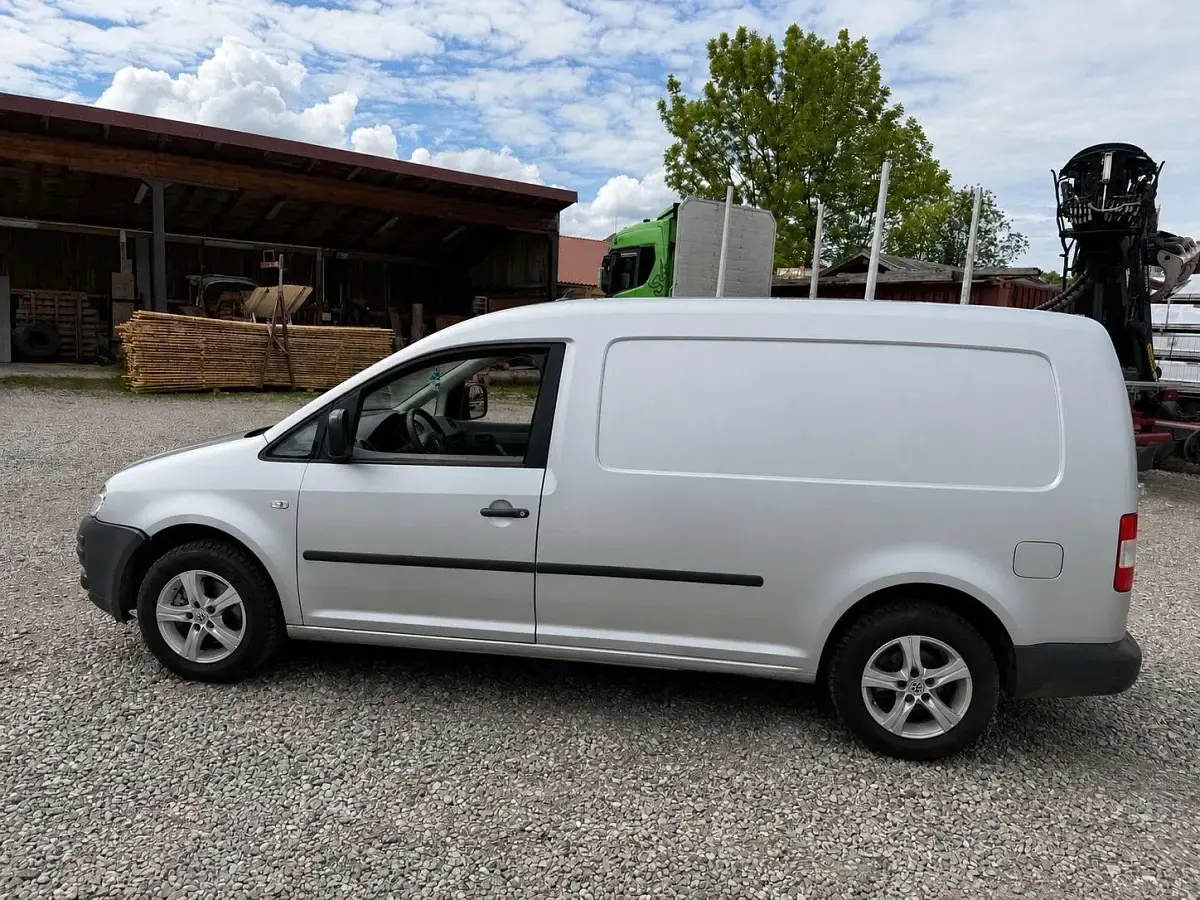 Używany VW Caddy 105 KM (77 kW) 2006 Szary Minivan