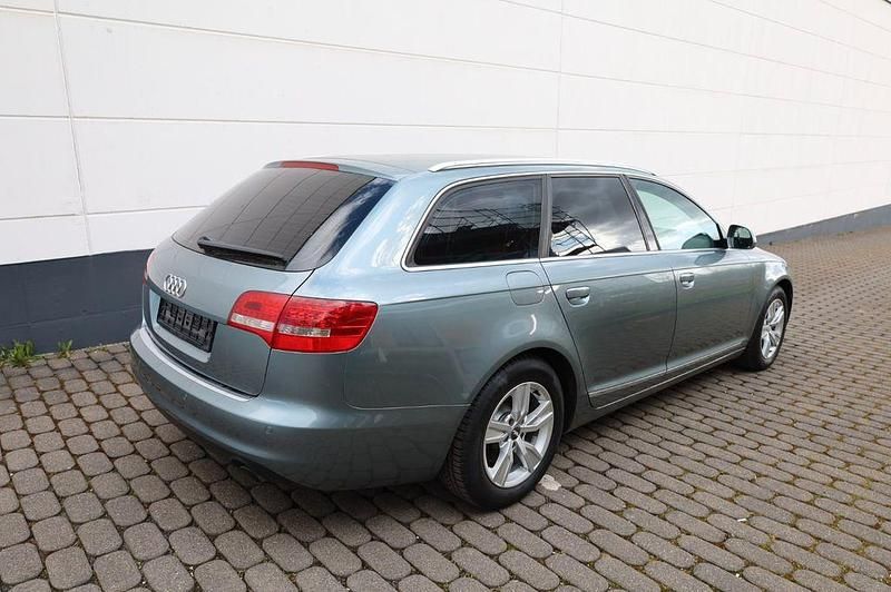 Gebraucht Audi A6 136 PS (100 kW) 2010 Grau Kombi