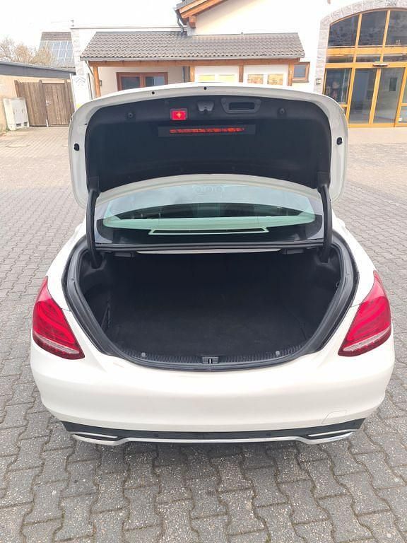 Gebraucht Mercedes C220 170 PS (125 kW) 2017 Weiß Limousine