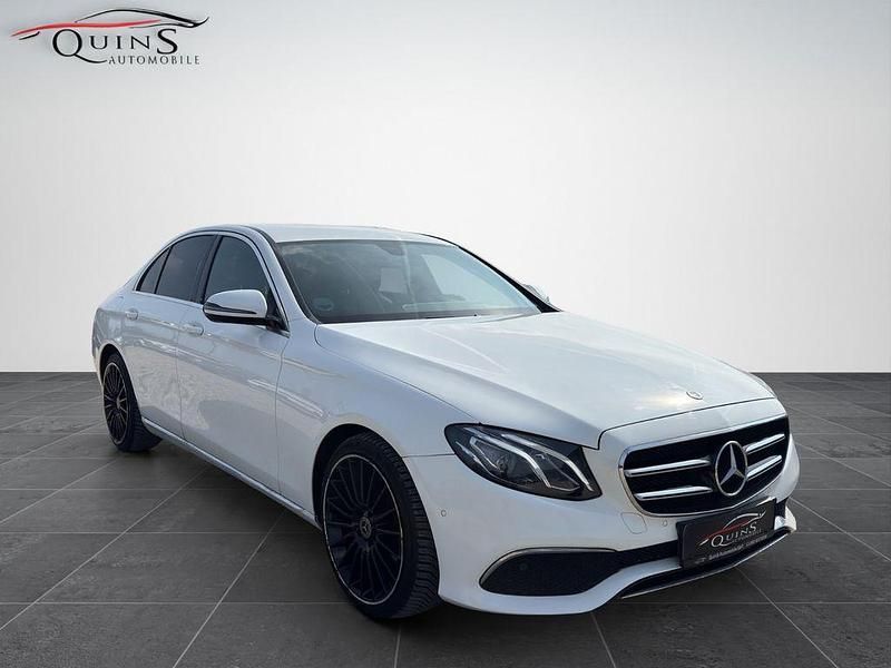 Gebraucht Mercedes E220 194 PS (142 kW) 2019 Weiß Limousine