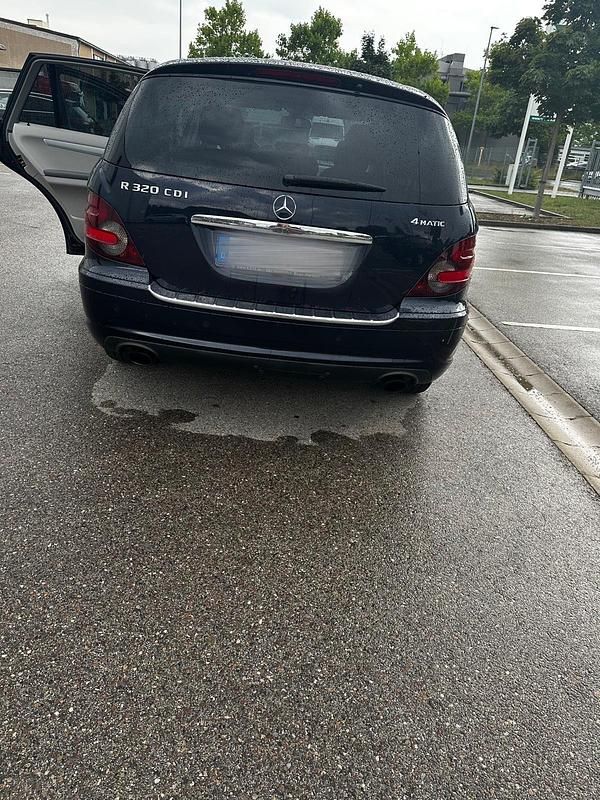 Andere farben Gebraucht 2008 Mercedes R320 Van / Kleinbus | 4.400 € (Superpreis) - Bild 1/2