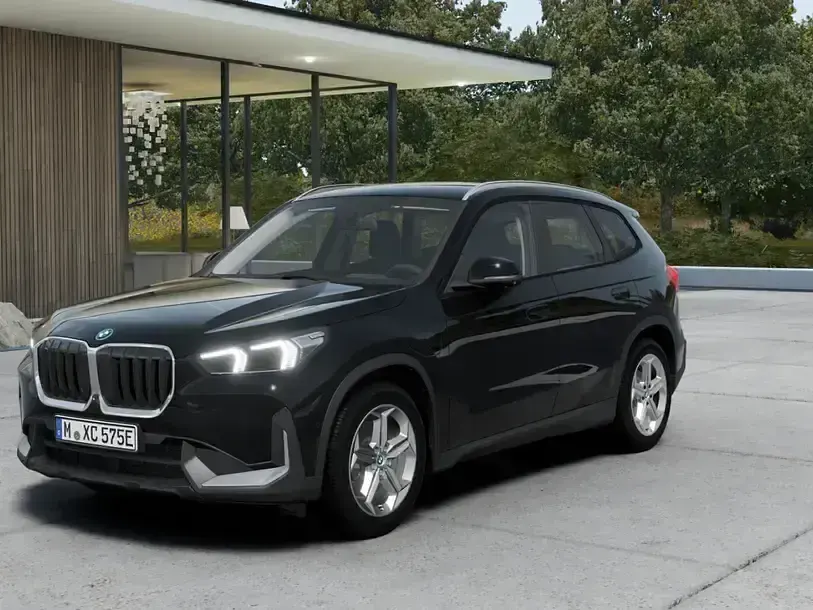 Używany BMW X1 Efficient Dynamics 246 KM (180 kW) 2024 Czarny SUV