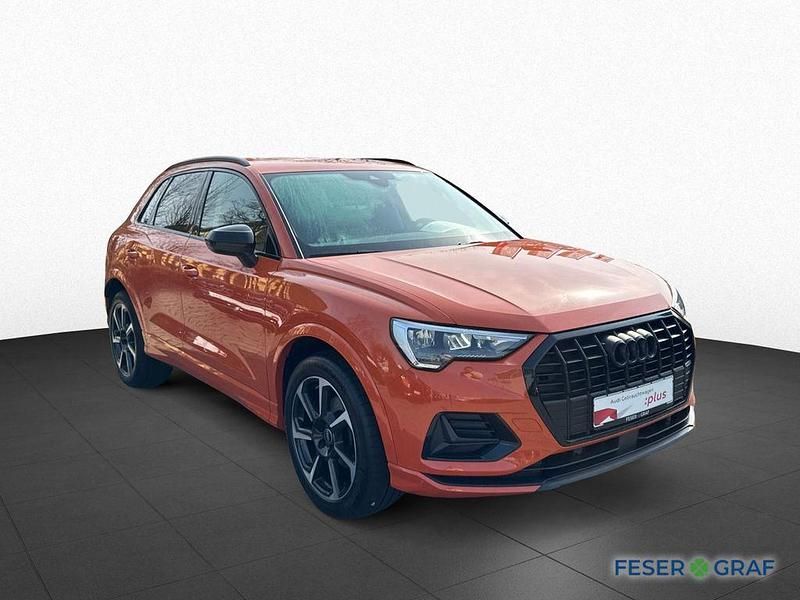 Gebraucht Audi Q3 Ambiente 150 PS (110 kW) 2023 Pulsorange SUV
