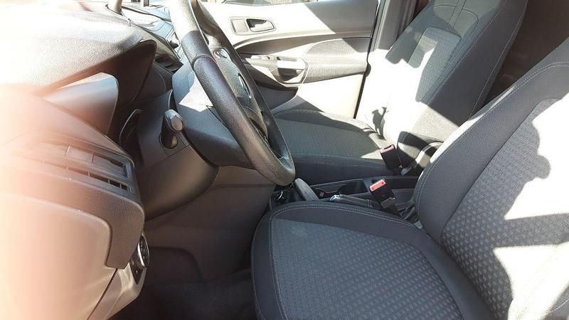 Gebraucht Ford Transit Connect 75 PS (55 kW) 2019 Weiß Van / Kleinbus