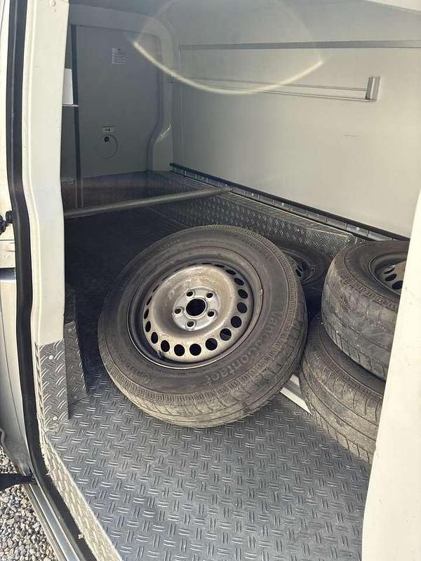 Gebraucht VW T5 131 PS (96 kW) 2007 Van