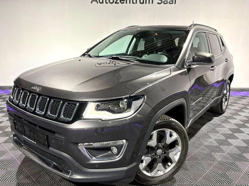 Gebraucht Jeep Compass Limited 140 PS (102 kW) 2019 Grau SUV