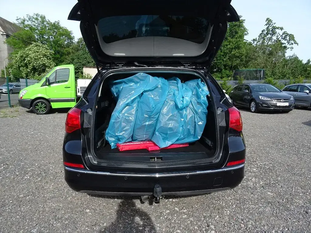 Gebraucht Opel Astra Style 120 PS (88 kW) 2016 Schwarz Kombi