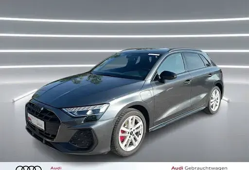 Gebraucht Audi A3 S-Line 272 PS (200 kW) 2025 Limousine