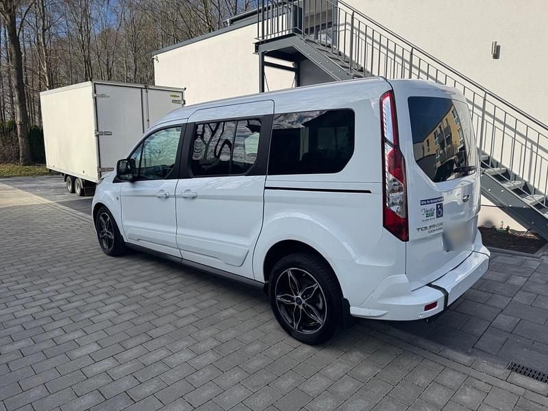 Gebraucht Ford Tourneo Connect 120 PS (88 kW) 2016 Weiß Van / Kleinbus