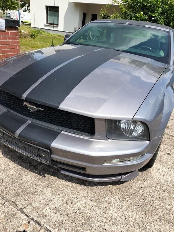 Grau Gebraucht 2006 Ford Mustang Cabrio | 10.499 € (Fairer Preis) - Bild 1/4