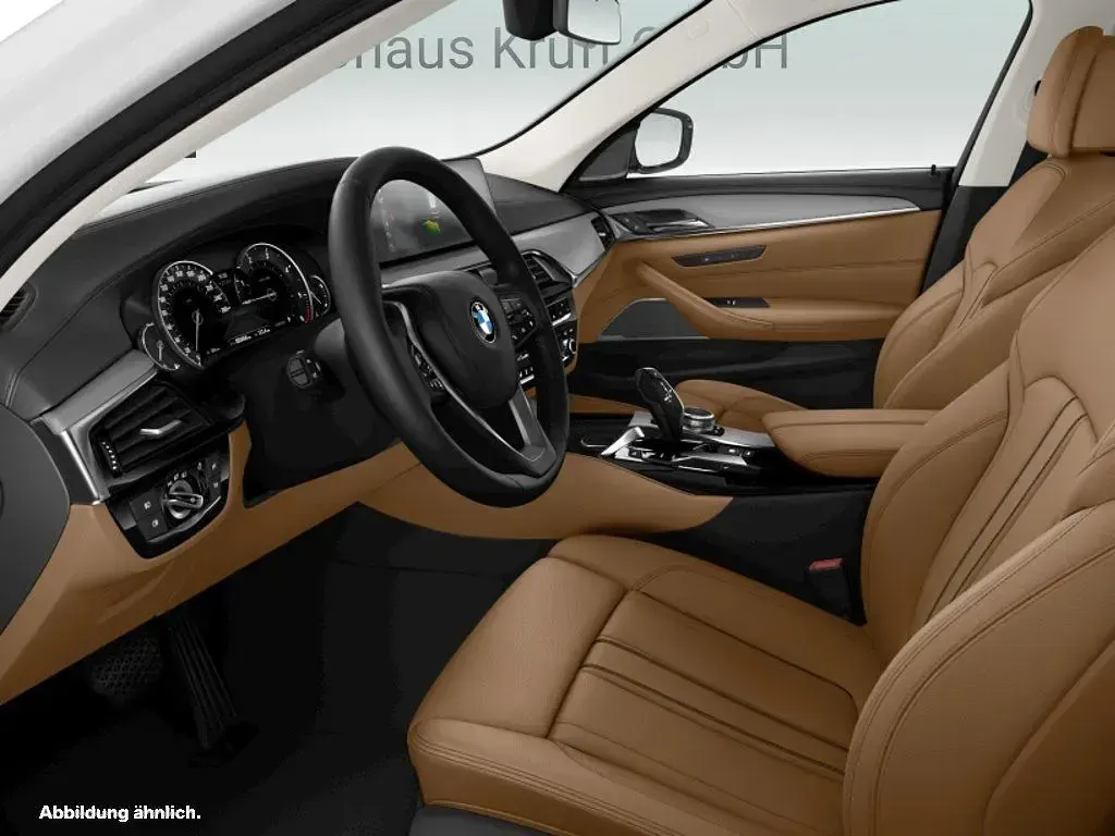 Gebraucht BMW 530 Luxury Line 265 PS (194 kW) 2019 Mineralweiß Kombi