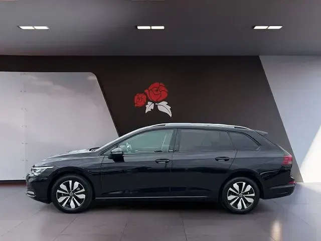Gebraucht VW Golf VIII Move 150 PS (110 kW) 2024 Kombi