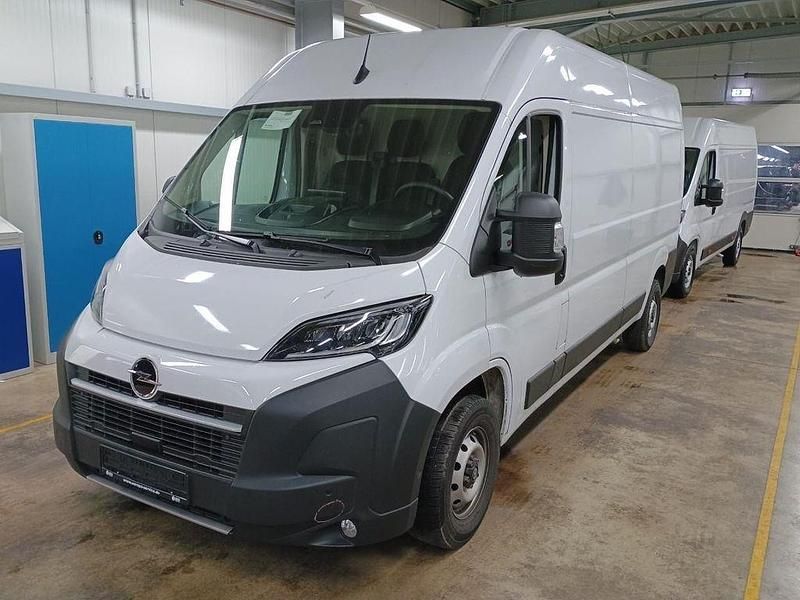 Gebraucht Opel Movano 140 PS (102 kW) 2024 Weiß Van