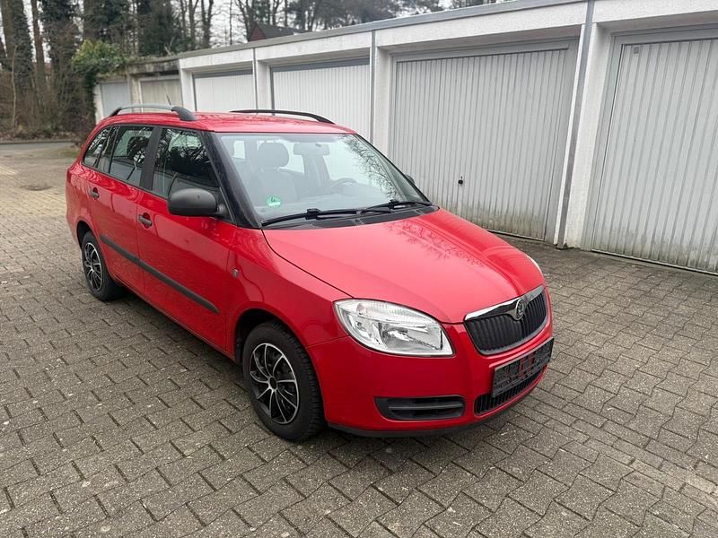 Gebraucht Skoda Fabia 2010 Rot Kombi