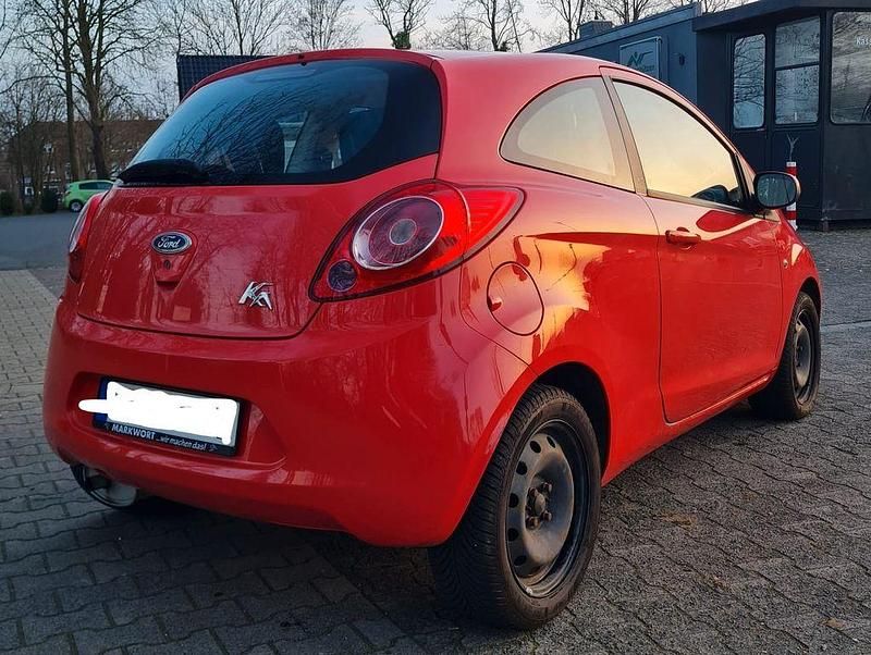 Gebraucht Ford Ka Titanium 69 PS (50 kW) 2009 Rot Kleinwagen