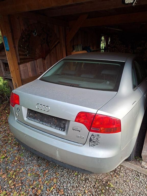 Silber Gebraucht 2007 Audi A4 Limousine | 2.500 € (Superpreis) - Bild 1/4