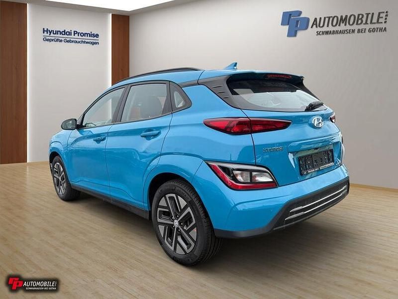 Gebraucht Hyundai Kona Select 100 kW (136 PS) 2021 Blau SUV