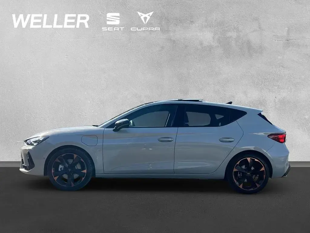 Neu Cupra Leon 150 PS (110 kW) 2026 Grau Limousine
