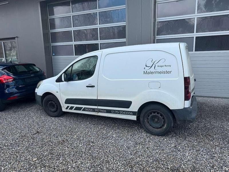 Gebraucht Citroën Berlingo 75 PS (55 kW) 2012 Lack weiss banquise/deckende l Van / Kleinbus