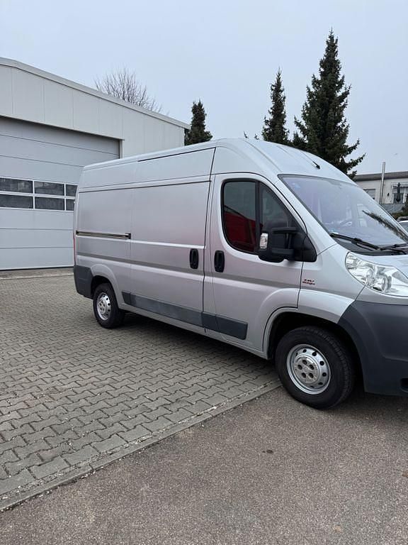 Gebraucht Fiat Ducato 131 PS (96 kW) 2011 Grau Van