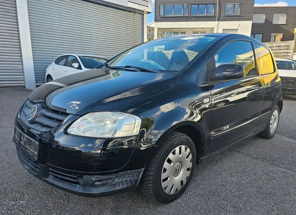 Brugt VW Fox 75 HK (55 kW) 2009 Grå Hatchback