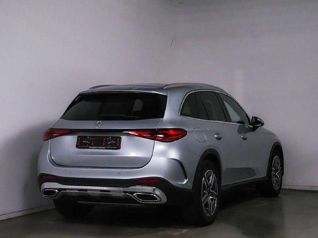 Gebraucht Mercedes GLC300 AMG line 258 PS (189 kW) 2024