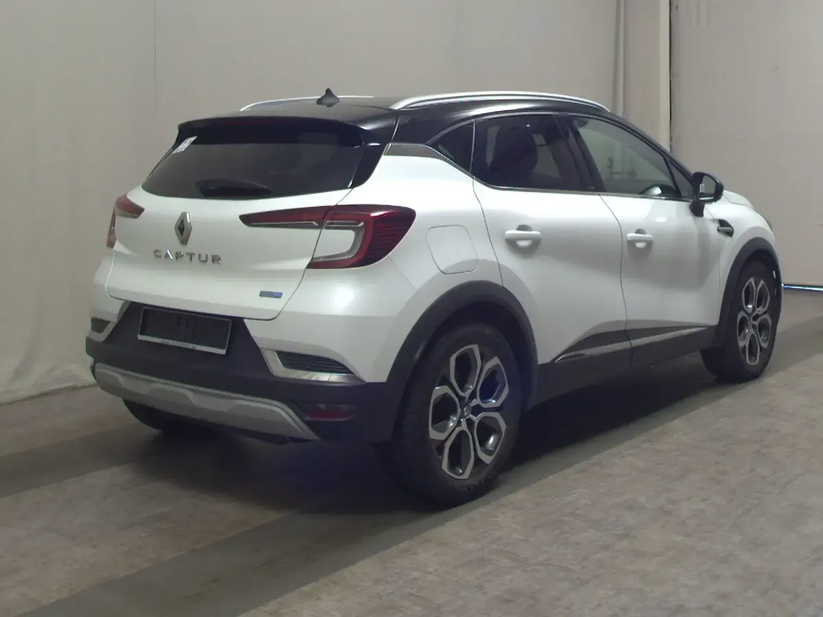 Gebraucht Renault Captur Intens 160 PS (117 kW) 2021 Weiss SUV