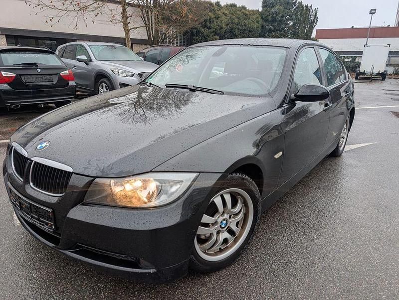 Schwarz Gebraucht 2008 BMW 320 Limousine | 3.980 € (Superpreis) - Bild 1/4