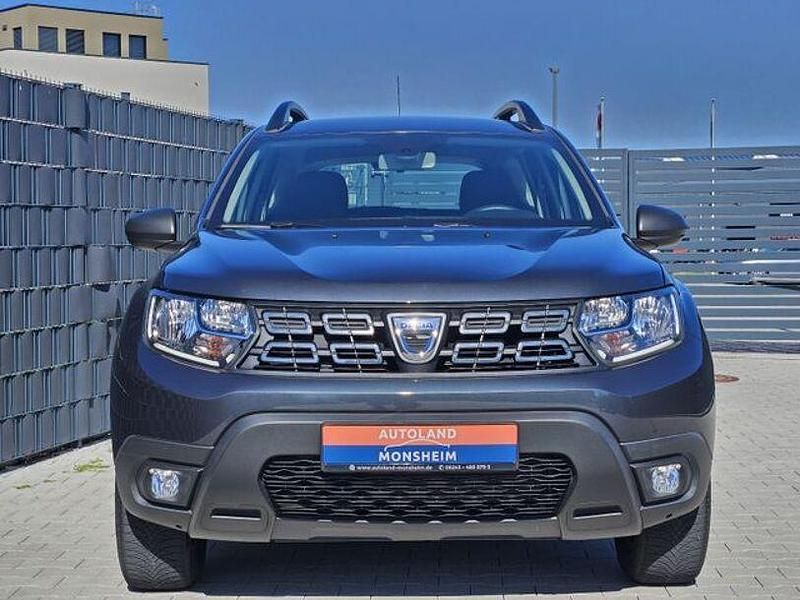 Gebraucht Dacia Duster Comfort 114 PS (83 kW) 2018 Grau SUV