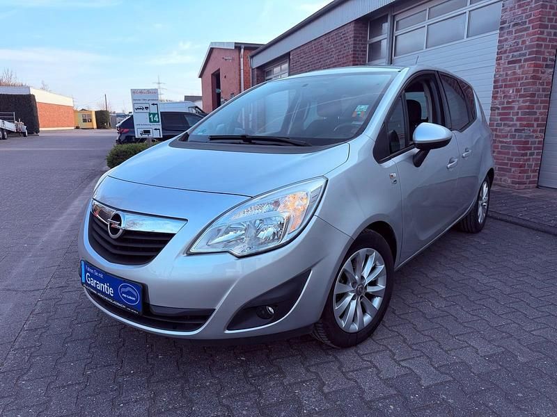 Gebraucht Opel Meriva 120 PS (88 kW) 2013 Silber Van / Kleinbus