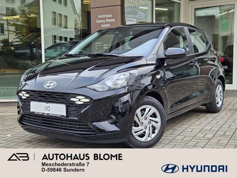 Phantom black / met Neu 2024 Hyundai i10 Select Kleinwagen | 17.690 € (Fairer Preis) - Bild 1/4