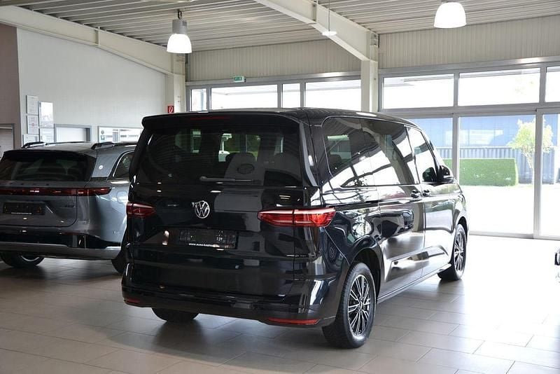 Usado VW Multivan 150 HP (110 kW) 2022 Preto Monovolume