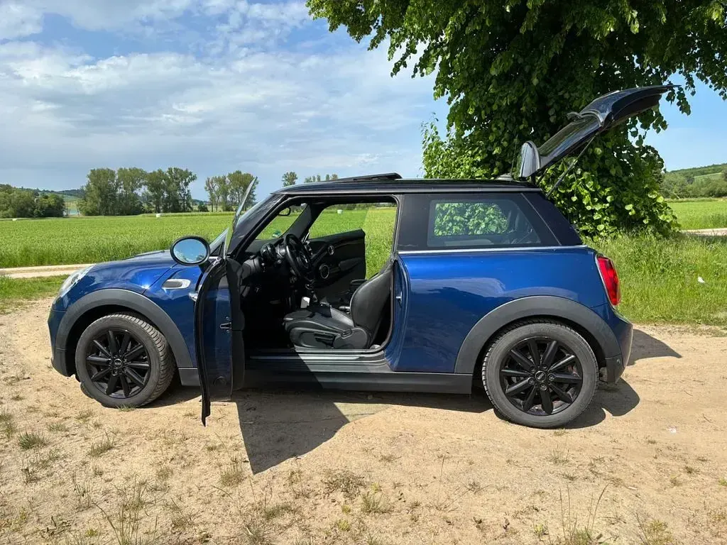 Gebraucht Mini Cooper D 116 PS (85 kW) 2015 Blau Kleinwagen