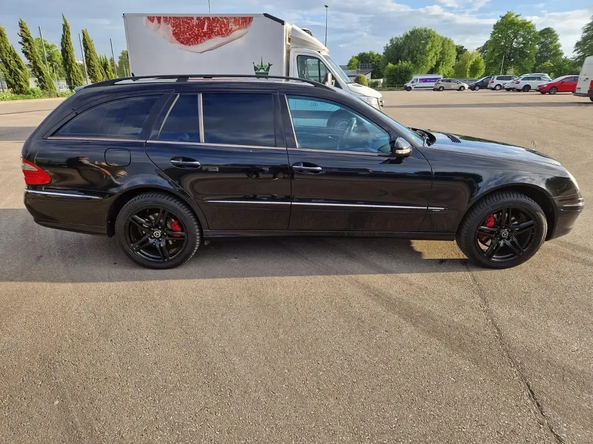 Gebraucht Mercedes E320 Avantgarde 224 PS (164 kW) 2007 Schwarz Kombi