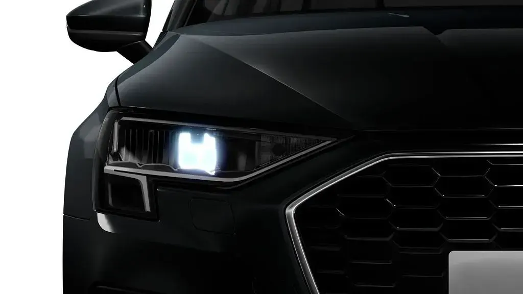 Używany Audi A3 Advanced 150 KM (110 kW) 2022 Szary Sedan/Limuzyna