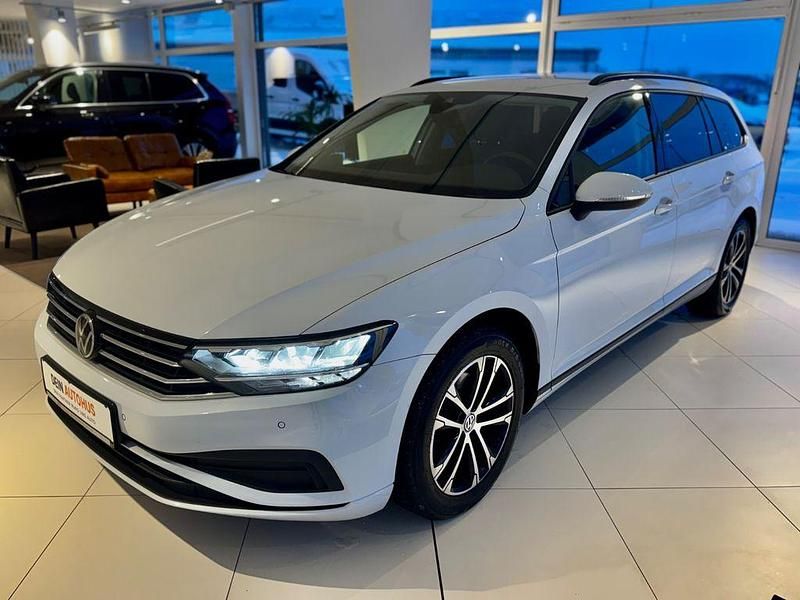 Gebraucht VW Passat R 150 PS (110 kW) 2022 Andere Kombi