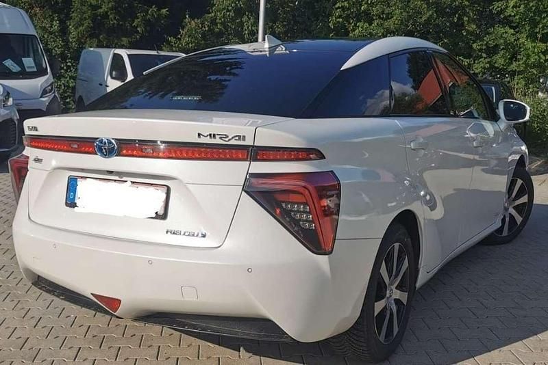 Gebraucht Toyota Mirai 154 PS (113 kW) 2018 Limousine