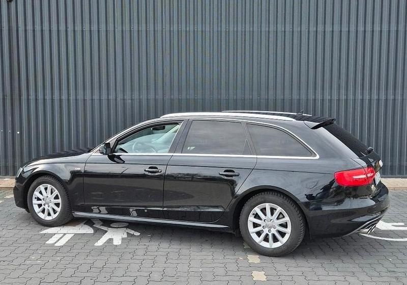 Gebraucht Audi A4 S-Line 150 PS (110 kW) 2015 Schwarz Kombi