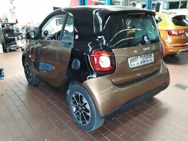Gebraucht Smart ForTwo Coupé 90 PS (66 kW) 2015 Andere farbe Coupé