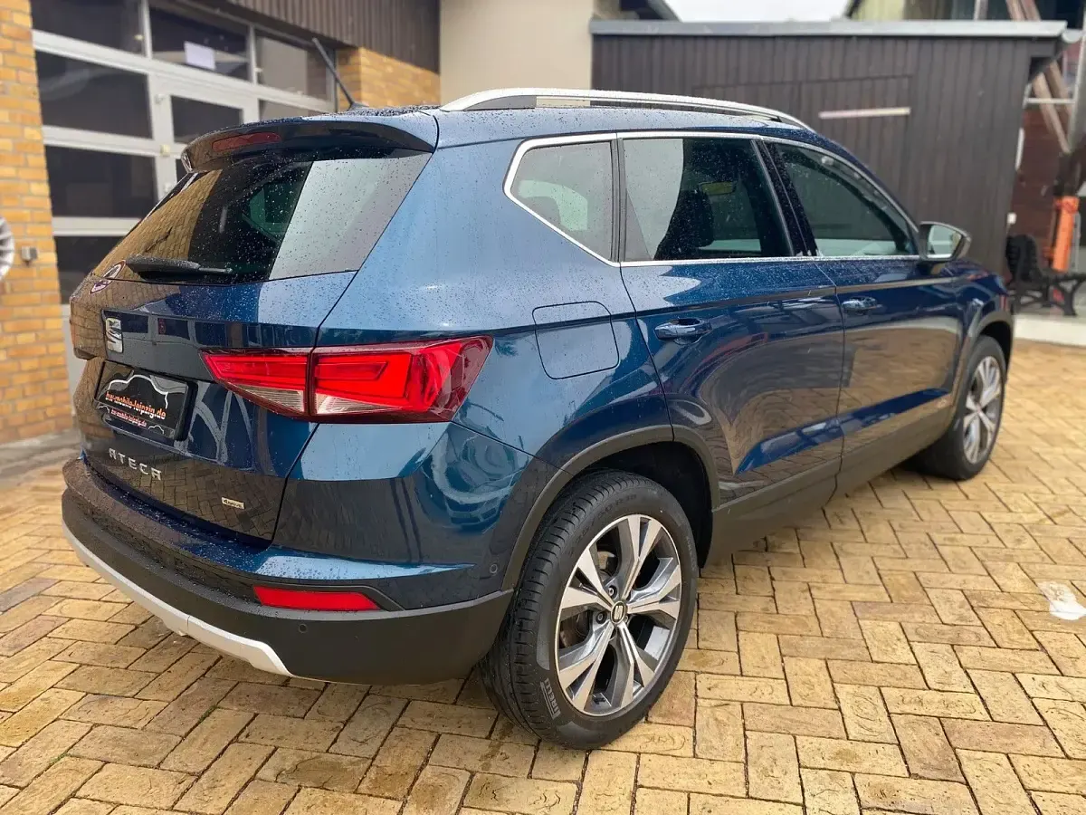 Gebraucht Seat Ateca 4Drive 150 PS (110 kW) 2018 Blau SUV