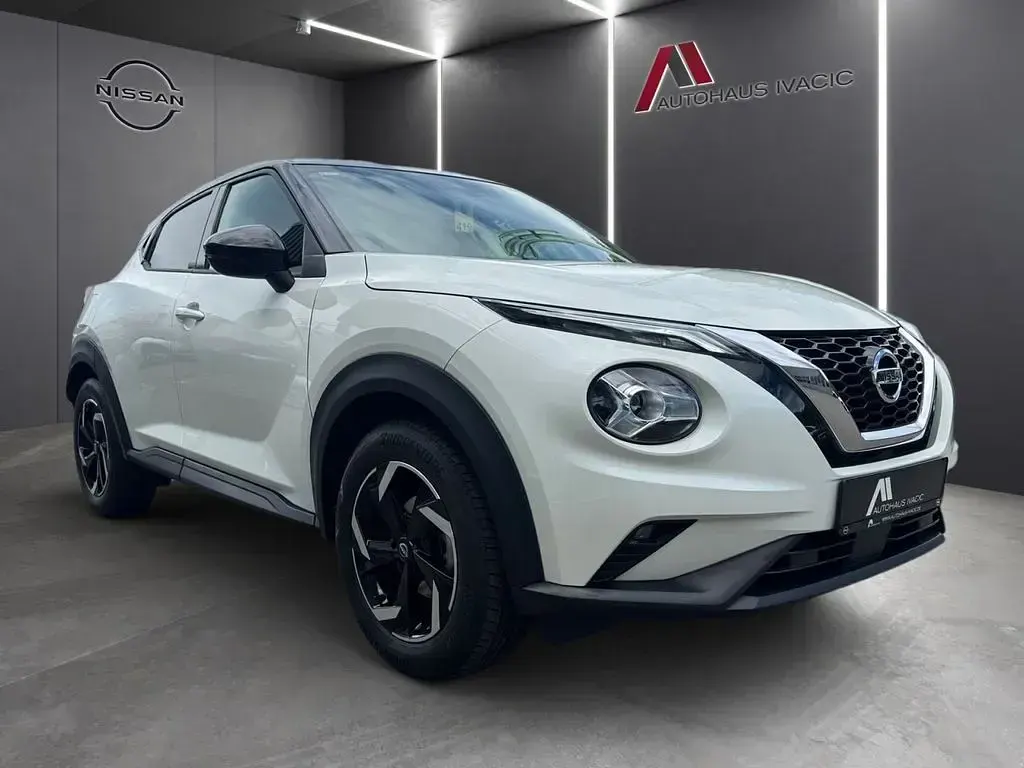 Second-hand Nissan Juke N-Connecta 114 CP (83 kW) 2022 Negru SUV