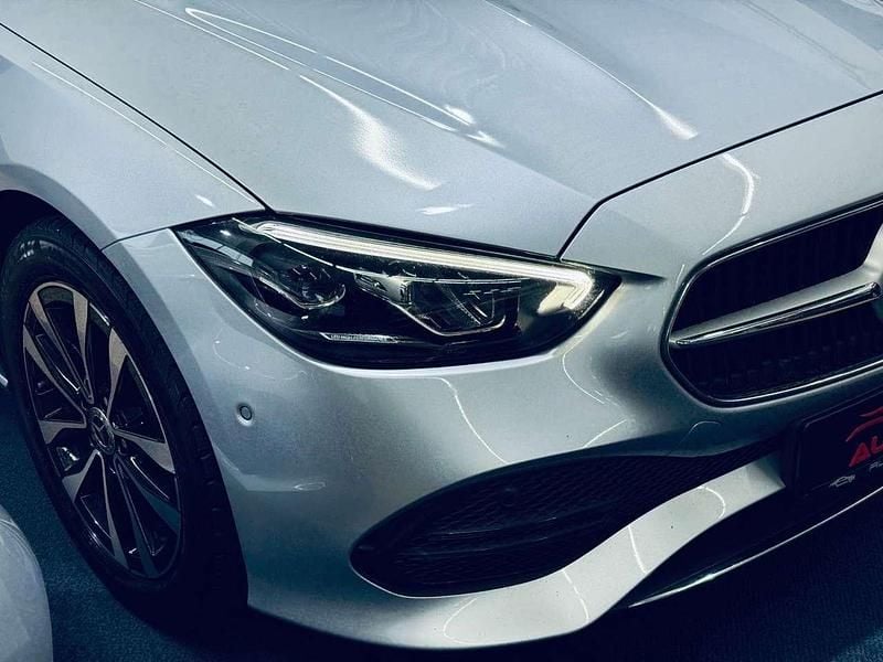 Gebraucht Mercedes C220 Avantgarde 200 PS (147 kW) 2022 Silber Kombi