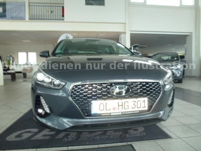 Gebraucht Hyundai i30 Premium 140 PS (102 kW) 2017 Grau metallic Limousine