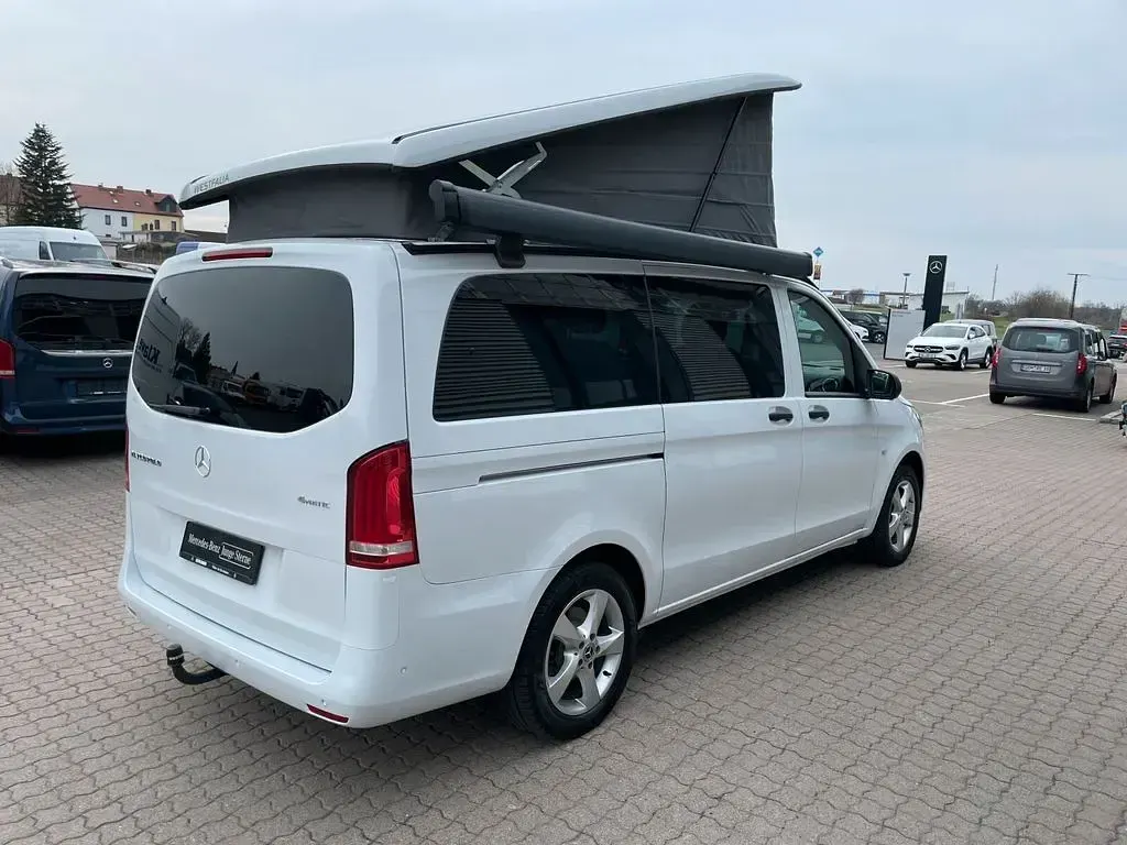 Gebraucht Mercedes E250 Edition 190 PS (139 kW) 2018 Weiß Van / Kleinbus