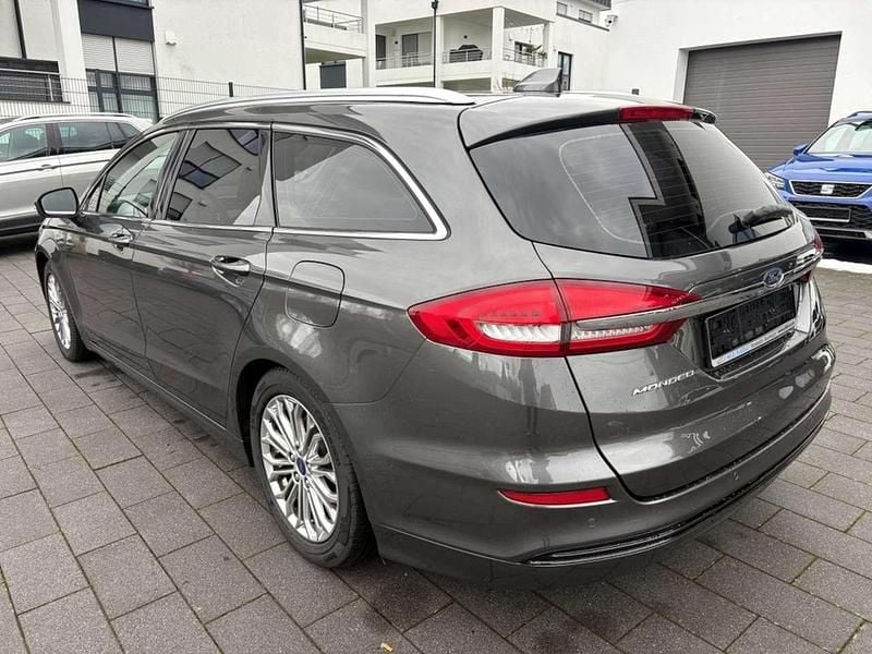 Gebraucht Ford Mondeo Titanium 150 PS (110 kW) 2020 Grau Kombi