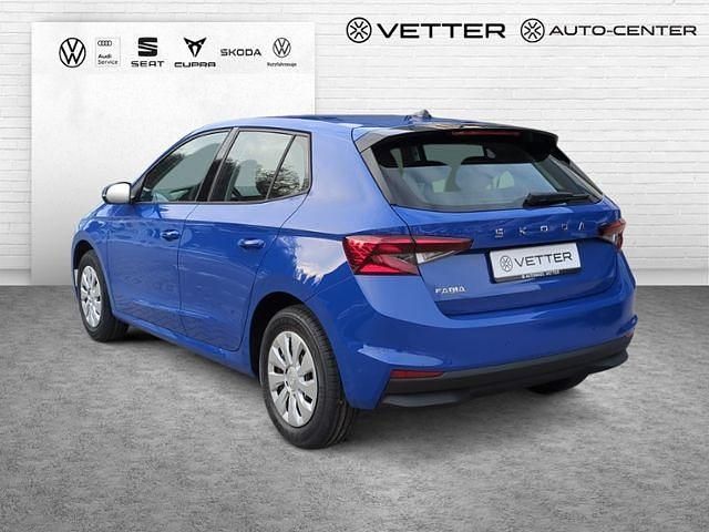 Neu Skoda Fabia Essence 80 PS (58 kW) 2026 Blau Limousine