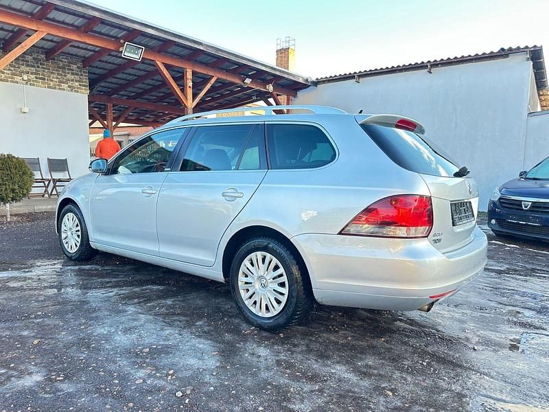 Gebraucht VW Golf VI Style 105 PS (77 kW) 2011 Silber Kleinwagen