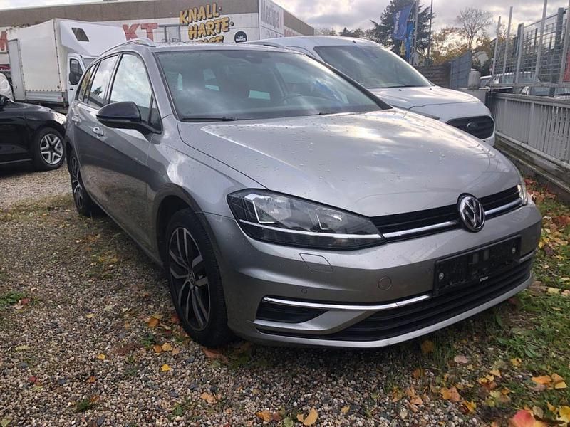 Silber Gebraucht 2019 VW Golf VII IQ Drive Kombi | 17.900 € (Fairer Preis) - Bild 1/4