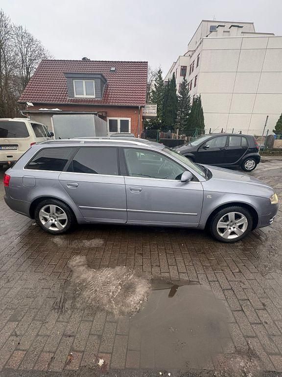 Grau Gebraucht 2006 Audi A4 Sport Kombi | 3.999 € (Fairer Preis) - Bild 1/4