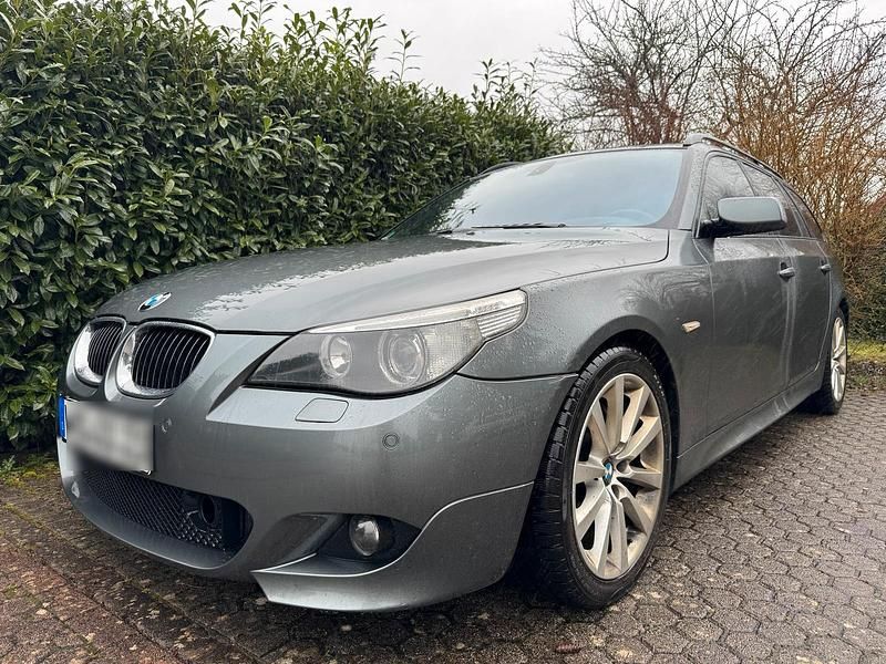 Gebraucht BMW 530 Shadowline 231 PS (169 kW) 2006 Grau Kombi